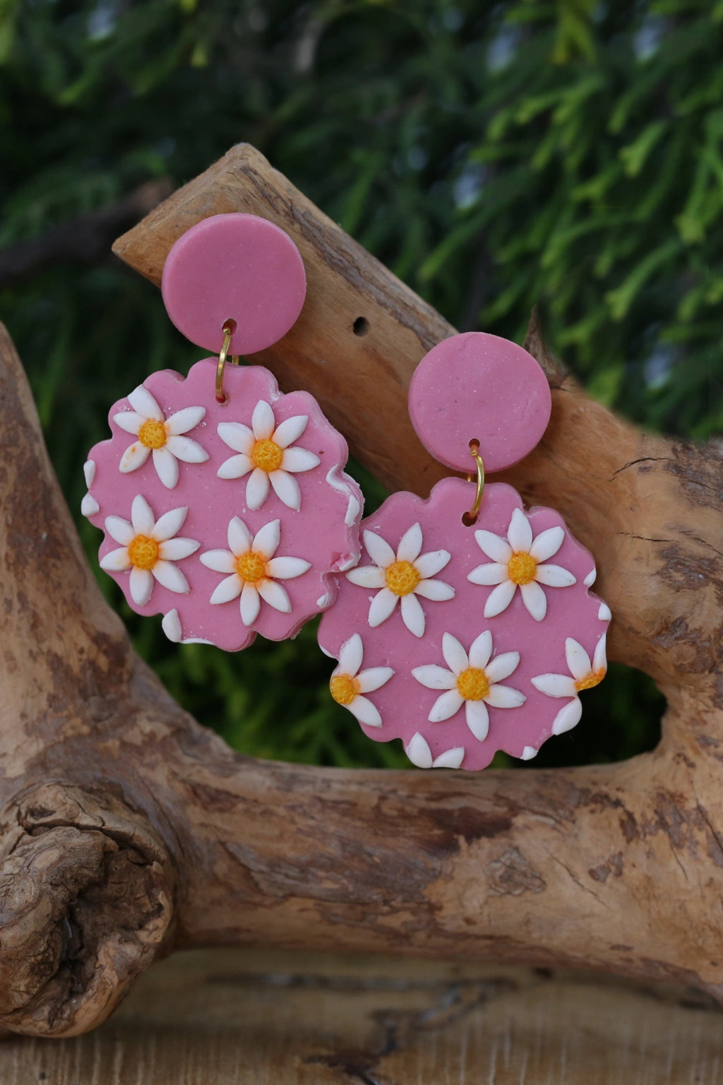Viyanara handmade pink daisy polymer clay earrings lightweight waterproof FIMO Germany floral statement earrings for women