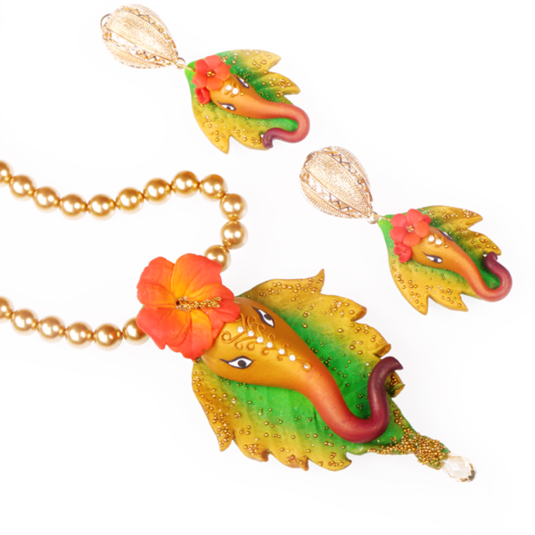 Prathmesh Ganesha gold Red Hibiscus Set