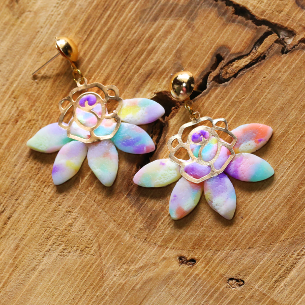 Half Daisy Pastel Earrings