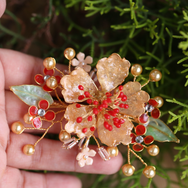 Shell Pearl Flower Hair Clip